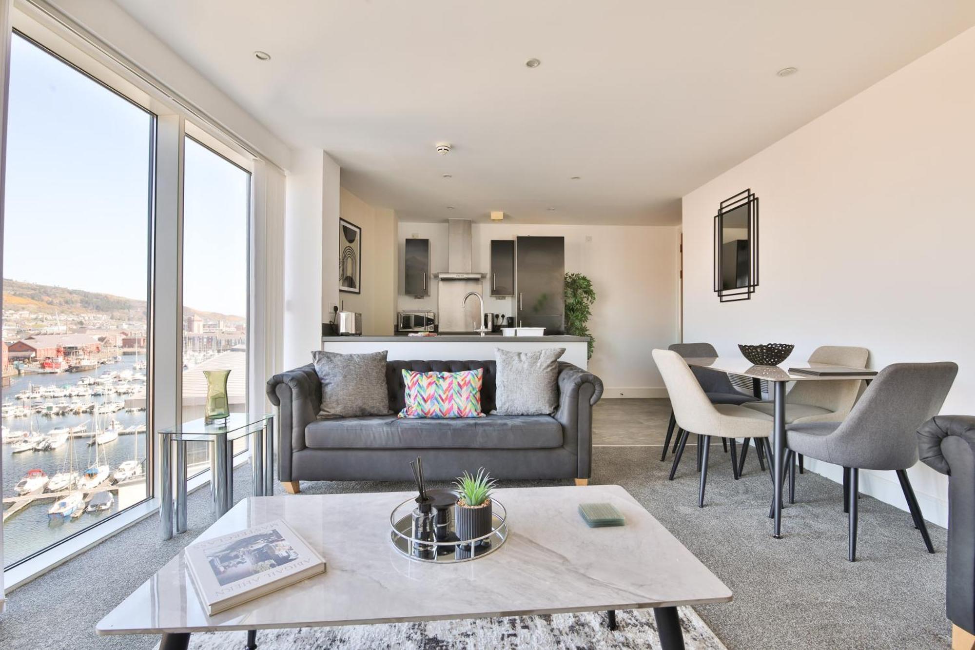 Apartment Just Wales - Meridian Tower Marina & View - 1 Bed