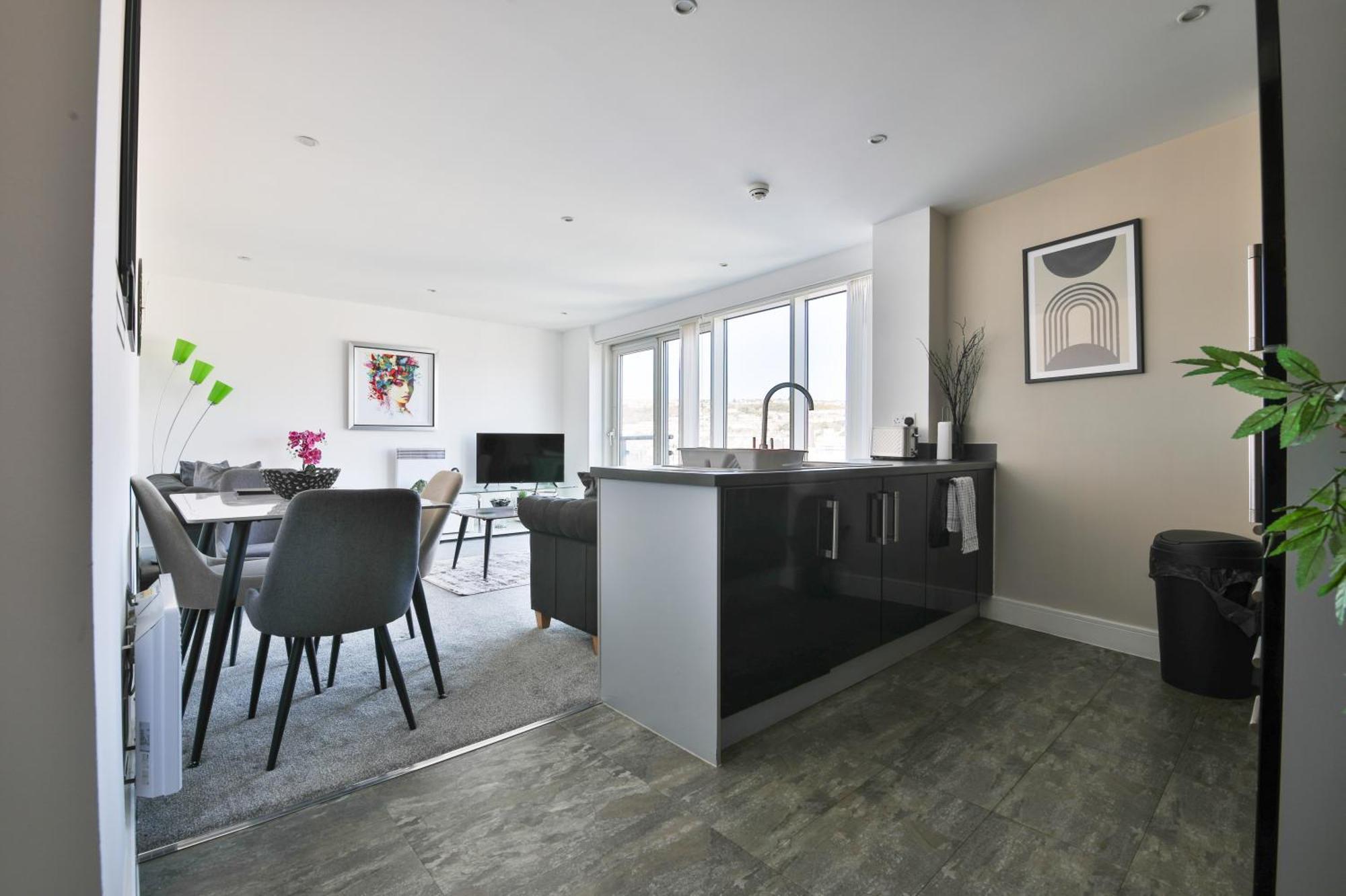 Just Wales - Meridian Tower Marina & View - 1 Bed Swansea